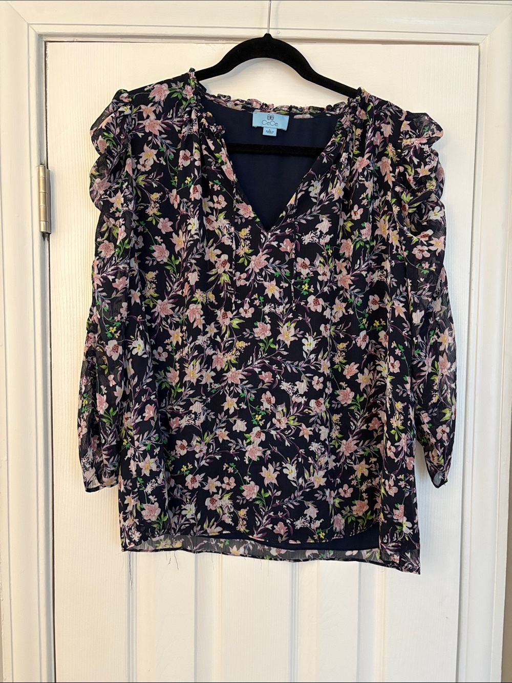 CeCe Navy Blue Floral V-Neck Ruffle Shoulder Long Sleeve Blouse Size L Sheer